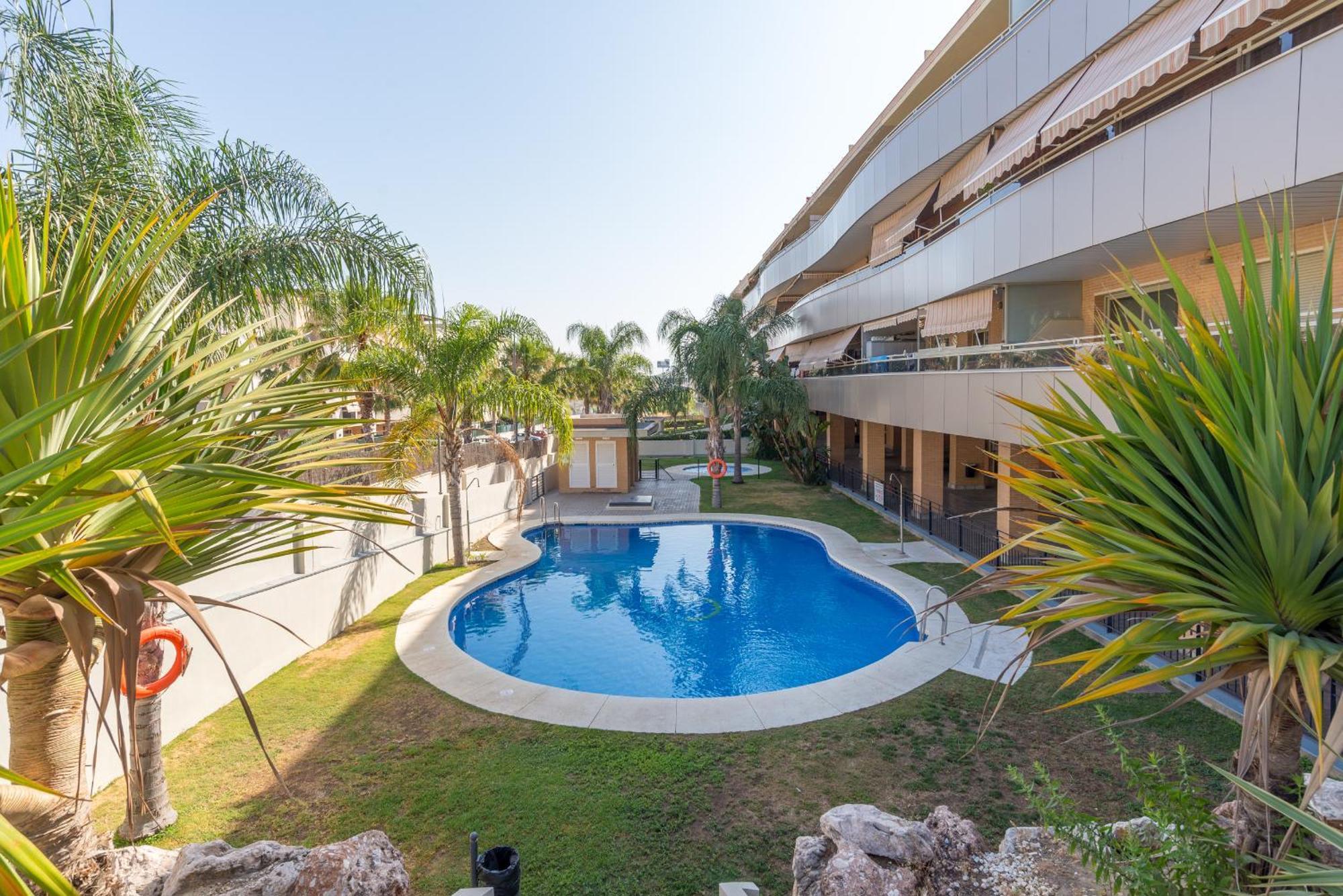 Hill Apartment With Terrace, Parking, Pool & Paddle Court トレモリノス エクステリア 写真
