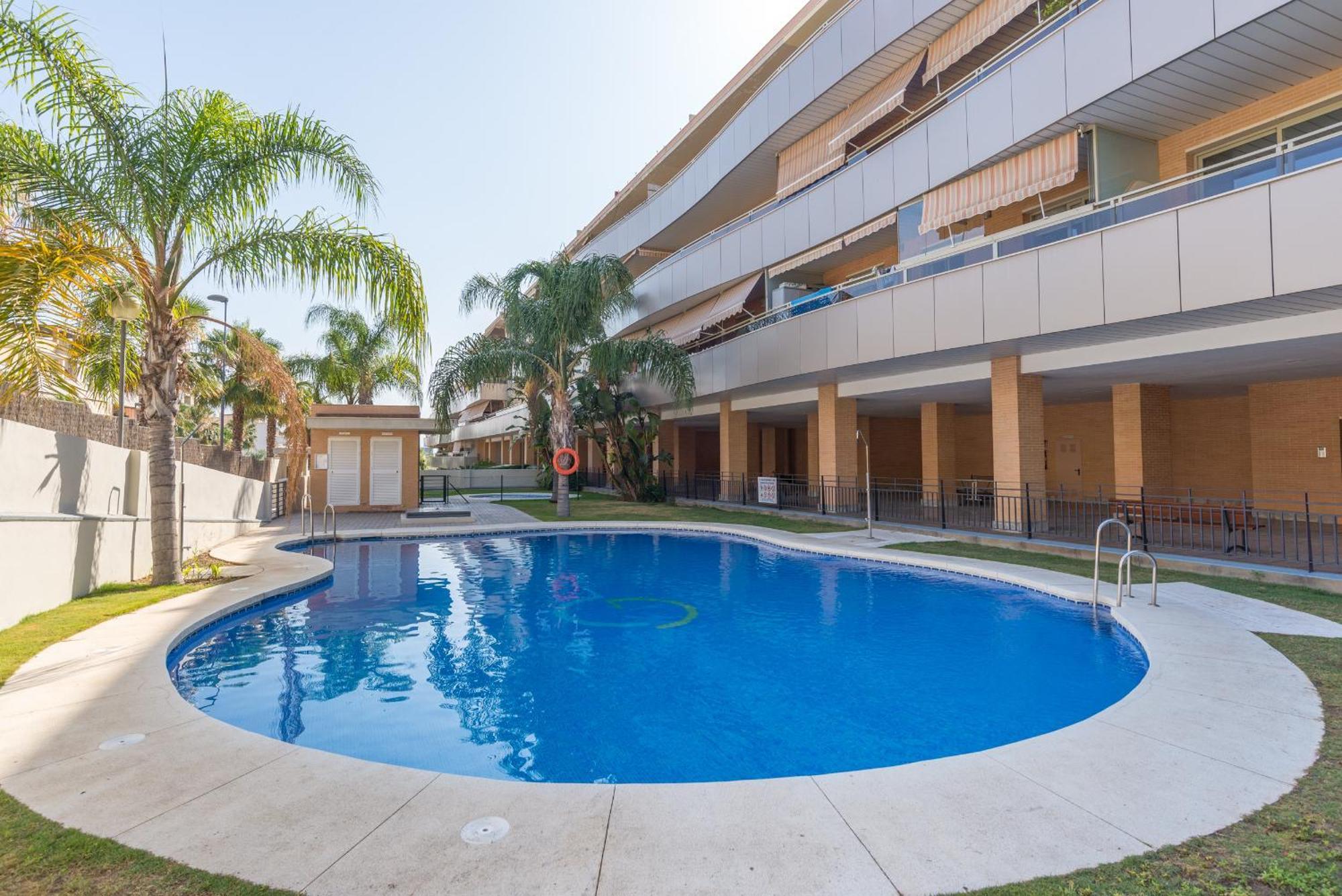 Hill Apartment With Terrace, Parking, Pool & Paddle Court トレモリノス エクステリア 写真