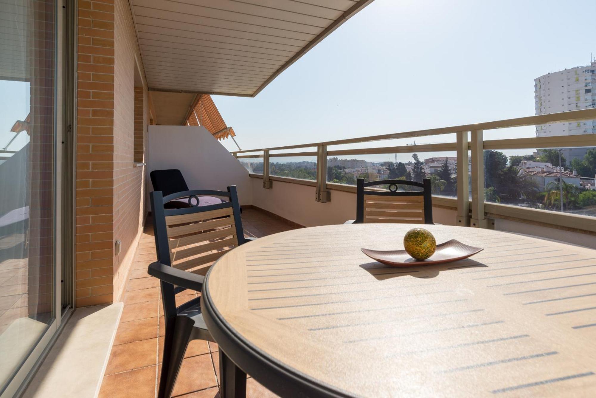 Hill Apartment With Terrace, Parking, Pool & Paddle Court トレモリノス エクステリア 写真